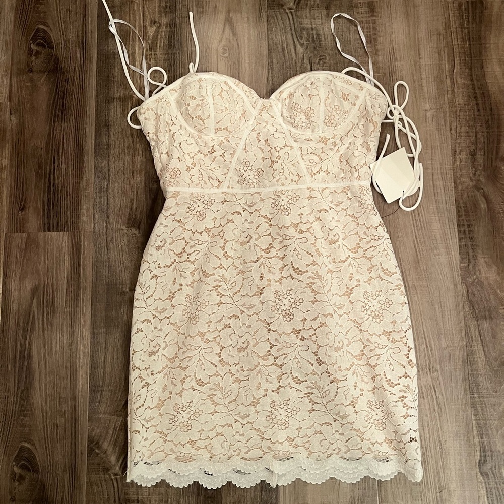 Lulus dress